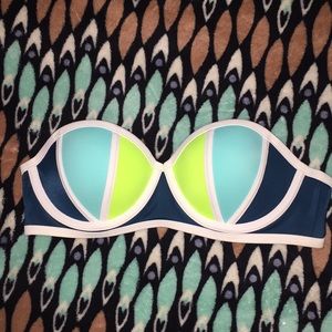 (comes with strap) never worn but no tags